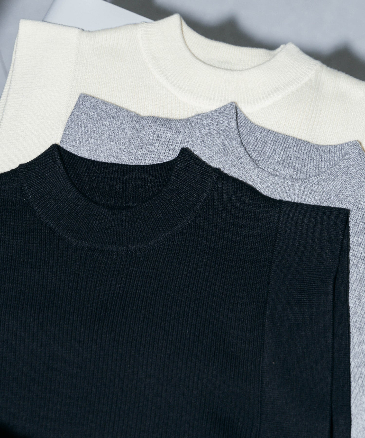 スクエアスリーブトップス