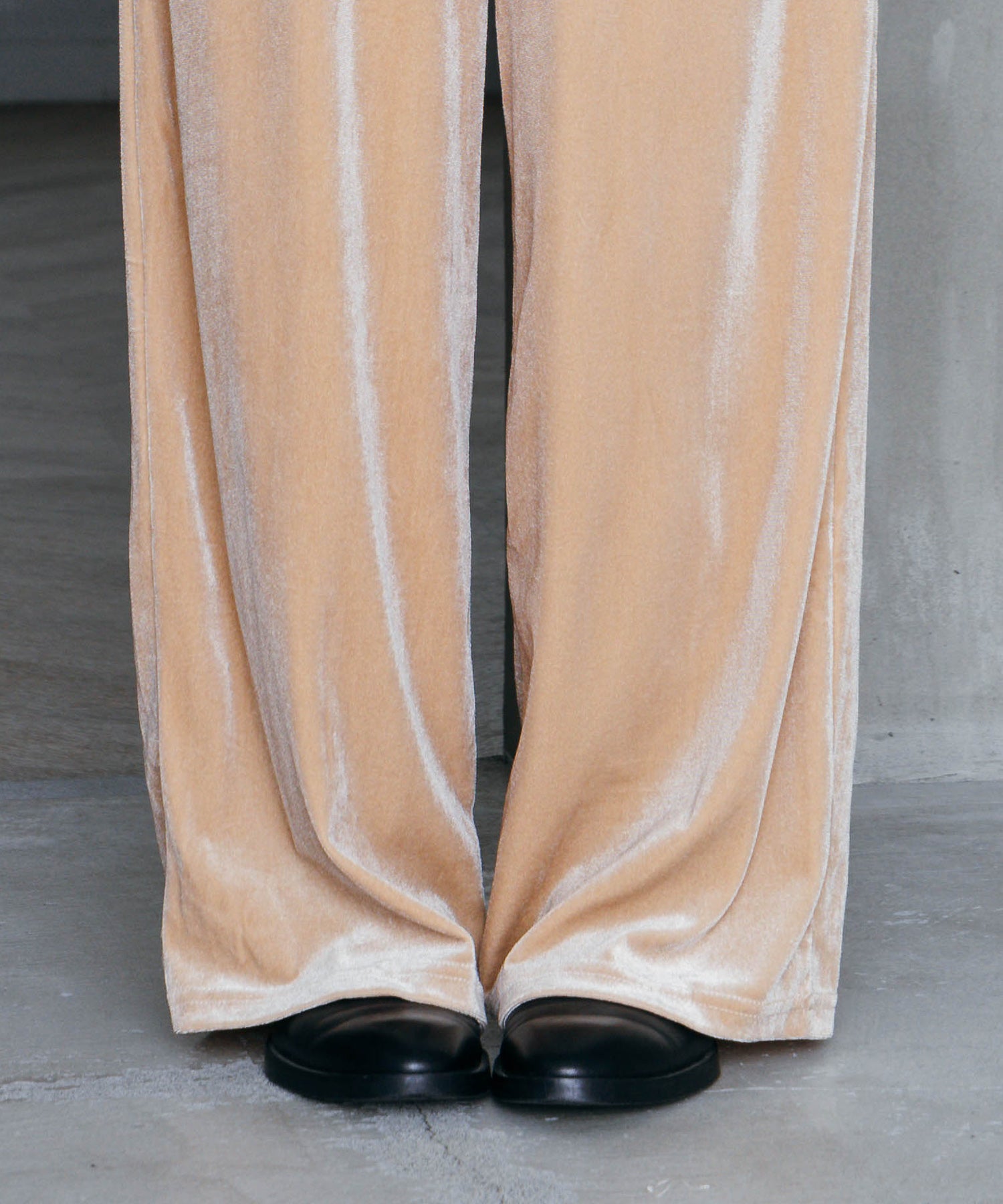 ベロアストレートパンツ