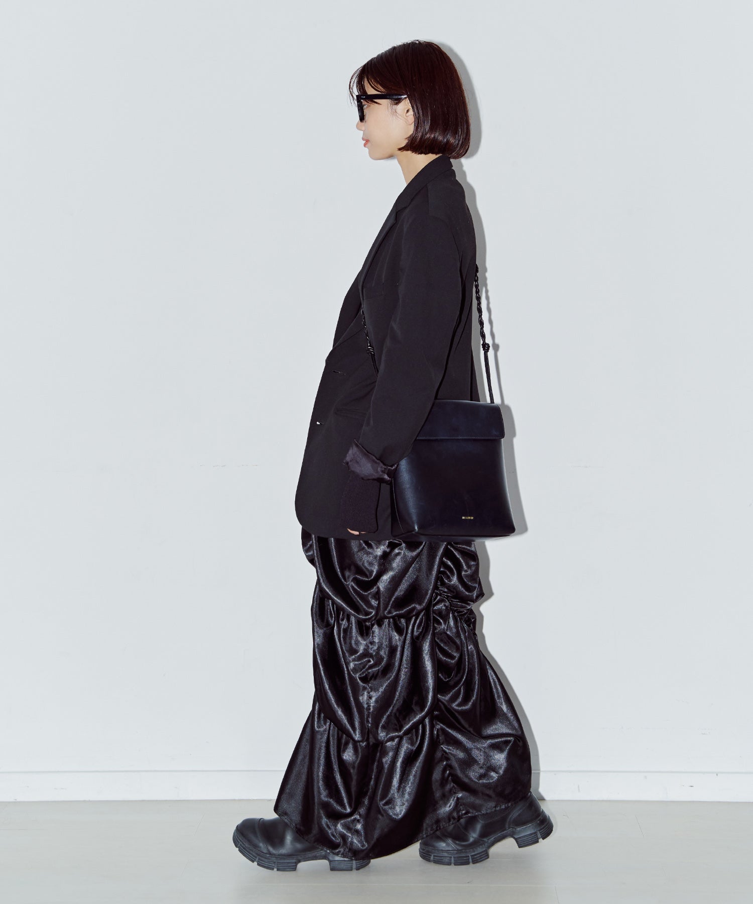 ダリアドッキングギャザーワンピース