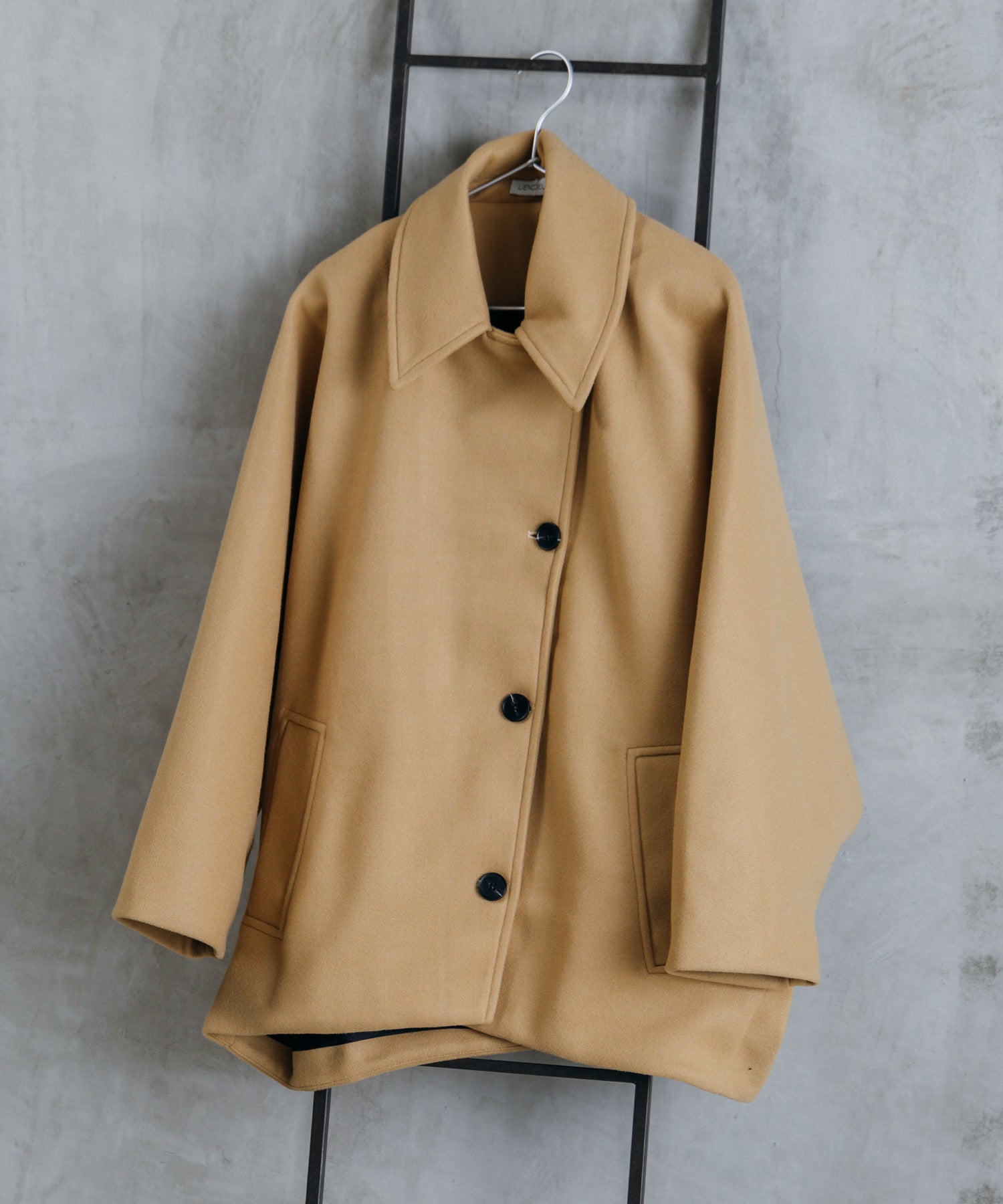 ボリュームスリーブミドルコート