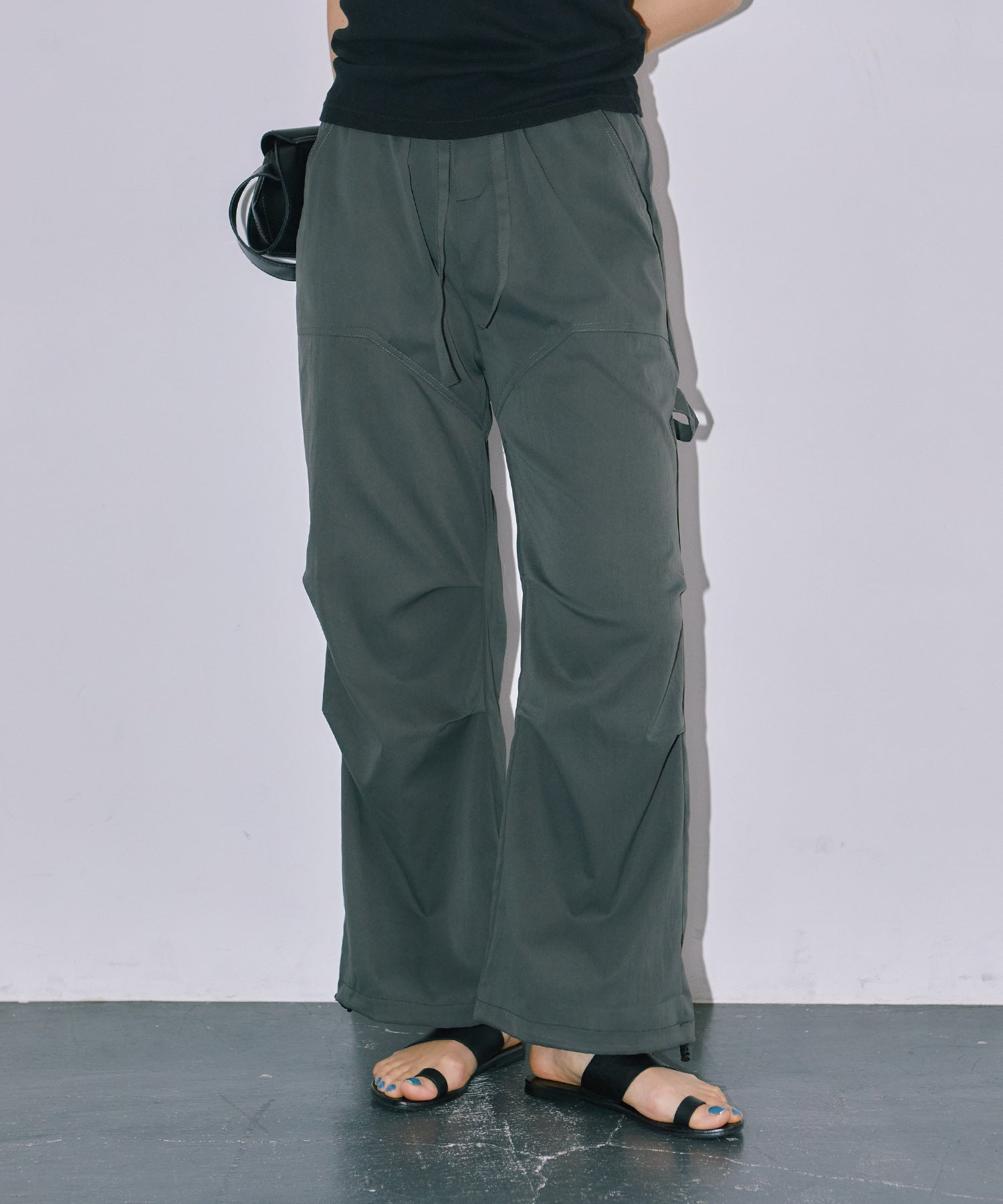 カーゴストレートパンツ