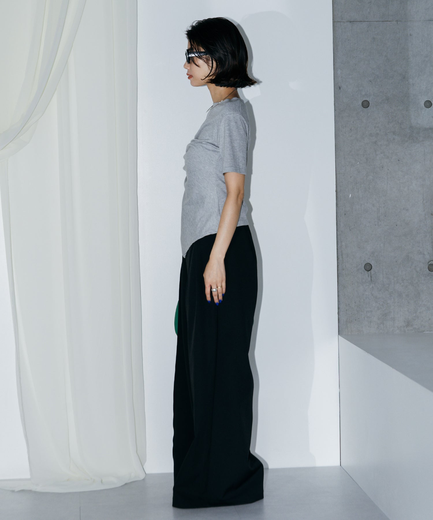 アシンメトリーギャザーTシャツ