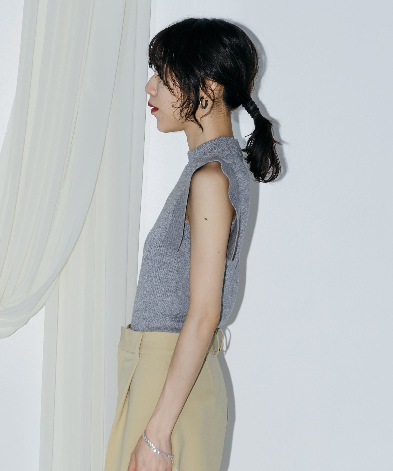 スクエアスリーブトップス