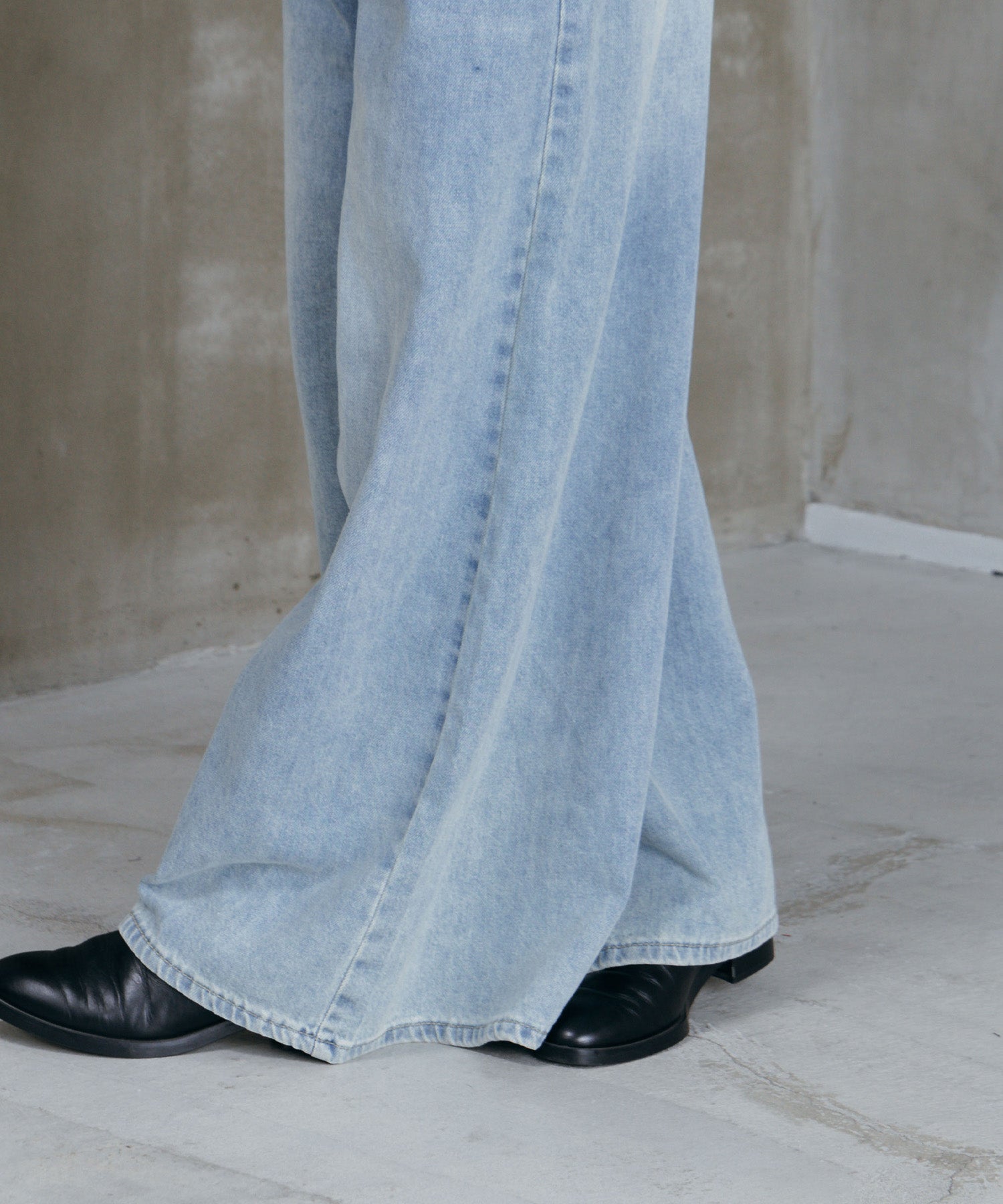 ワイドベルデニム