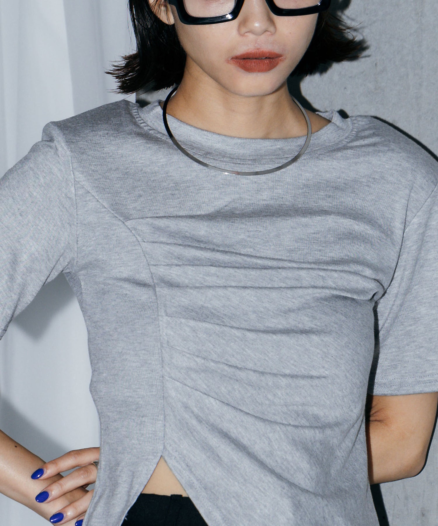 アシンメトリーギャザーTシャツ