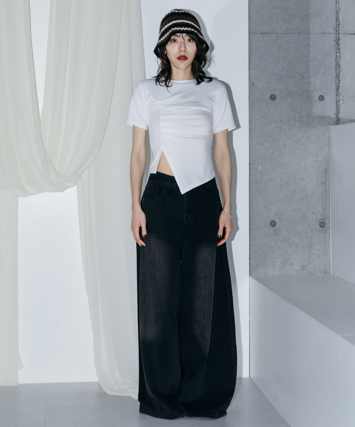 アシンメトリーギャザーTシャツ