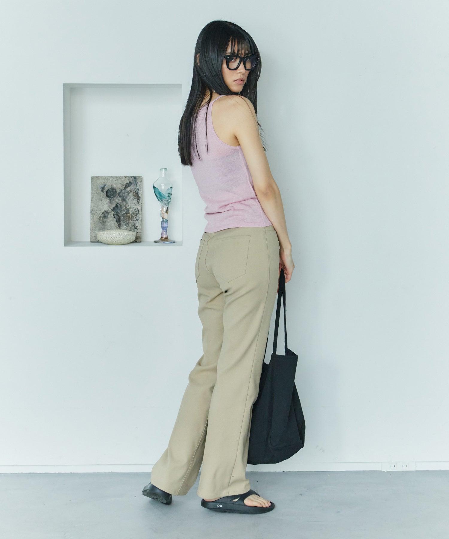 ホールドラウンドネックキャミ