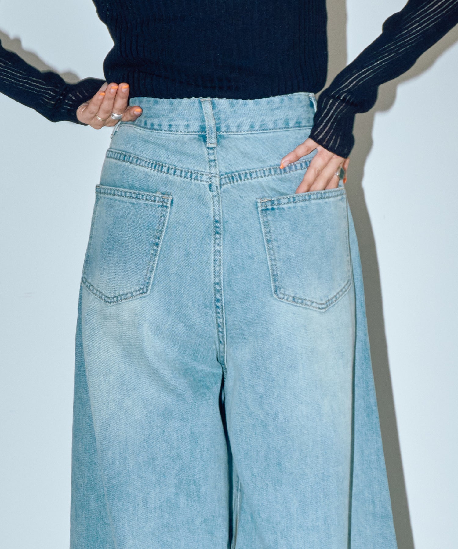 ワイドベルデニム