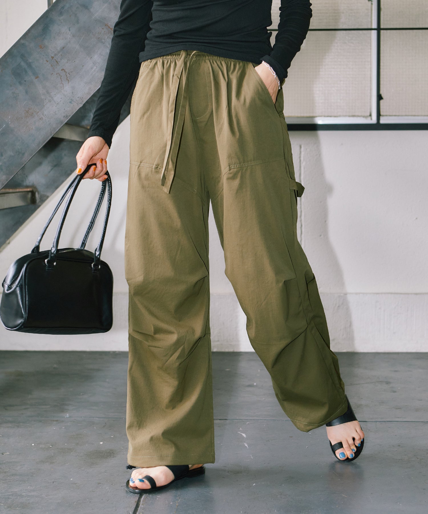 カーゴストレートパンツ