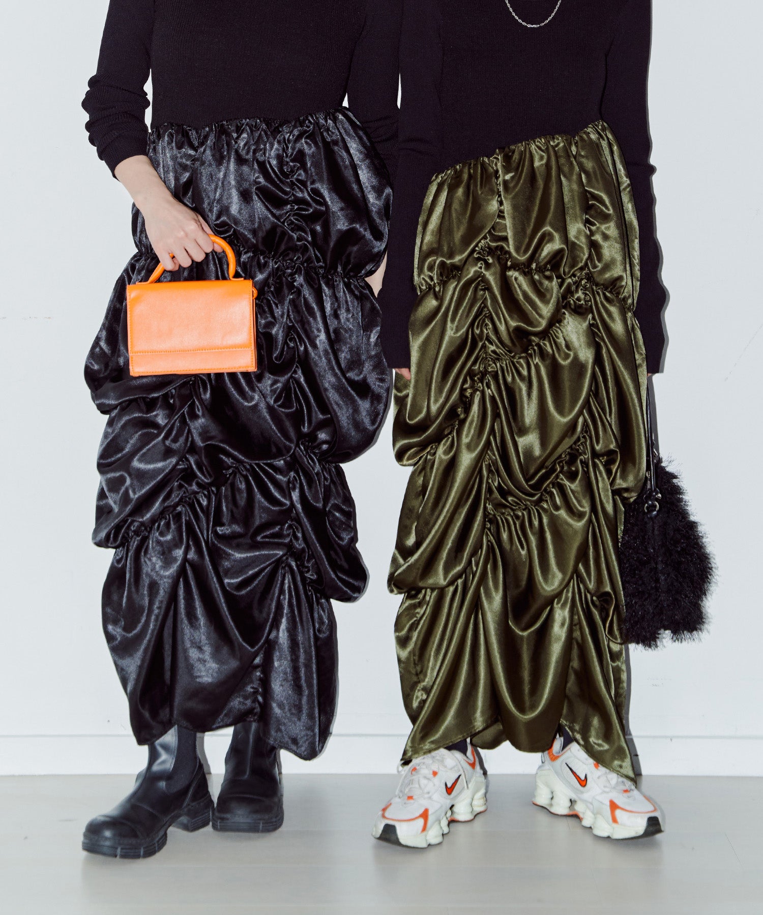 ダリアドッキングギャザーワンピース