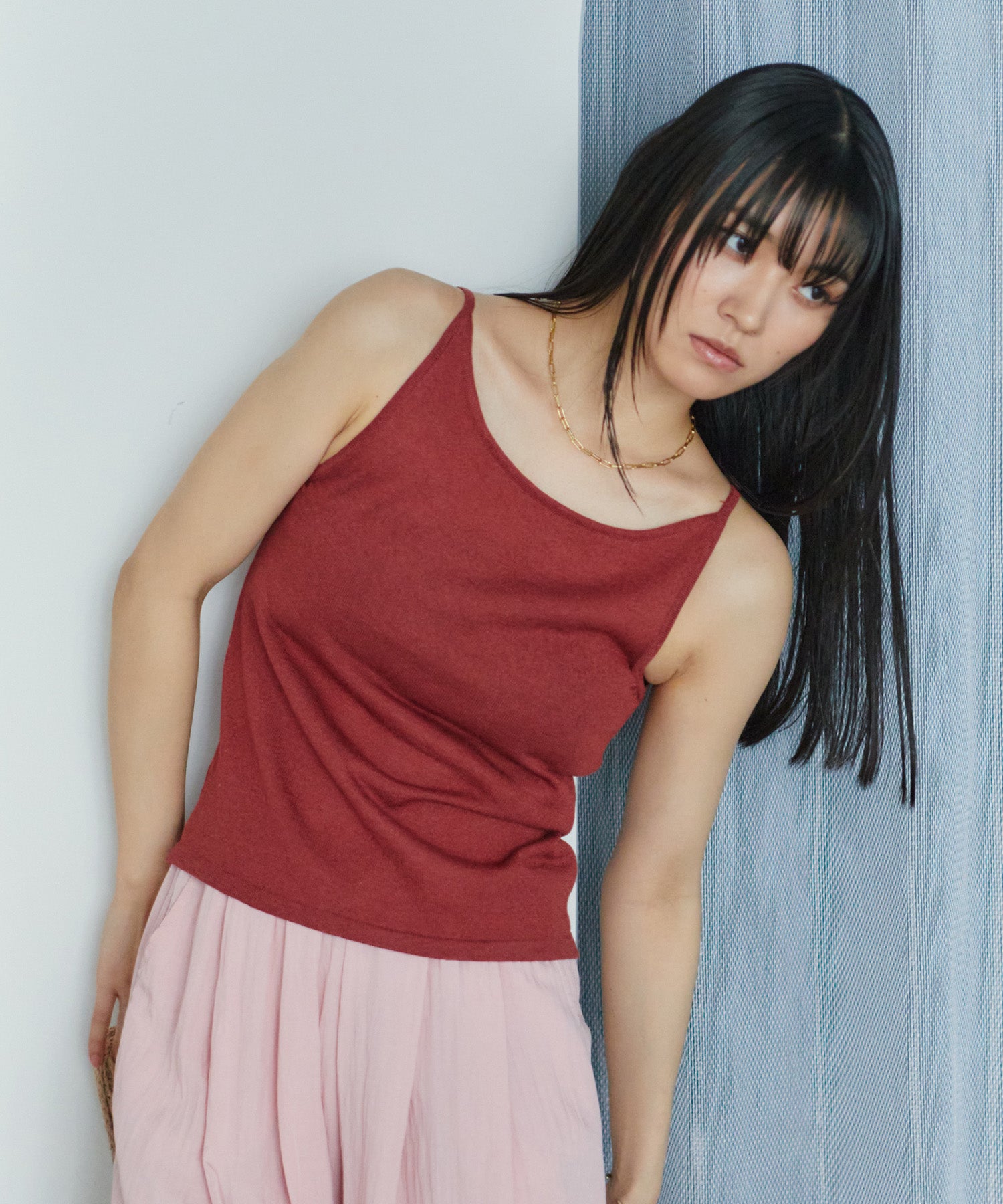 ホールドラウンドネックキャミ