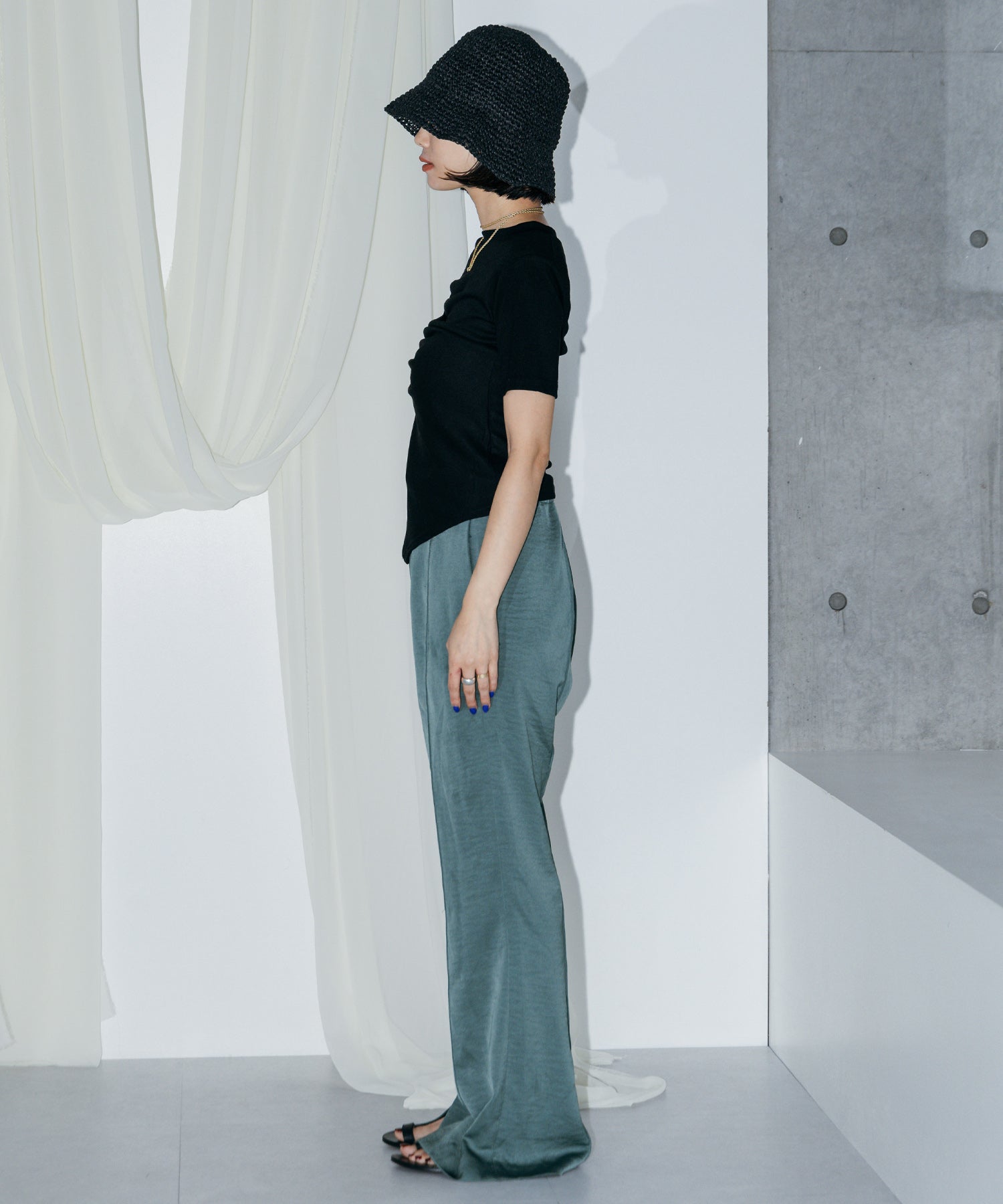 アシンメトリーギャザーTシャツ