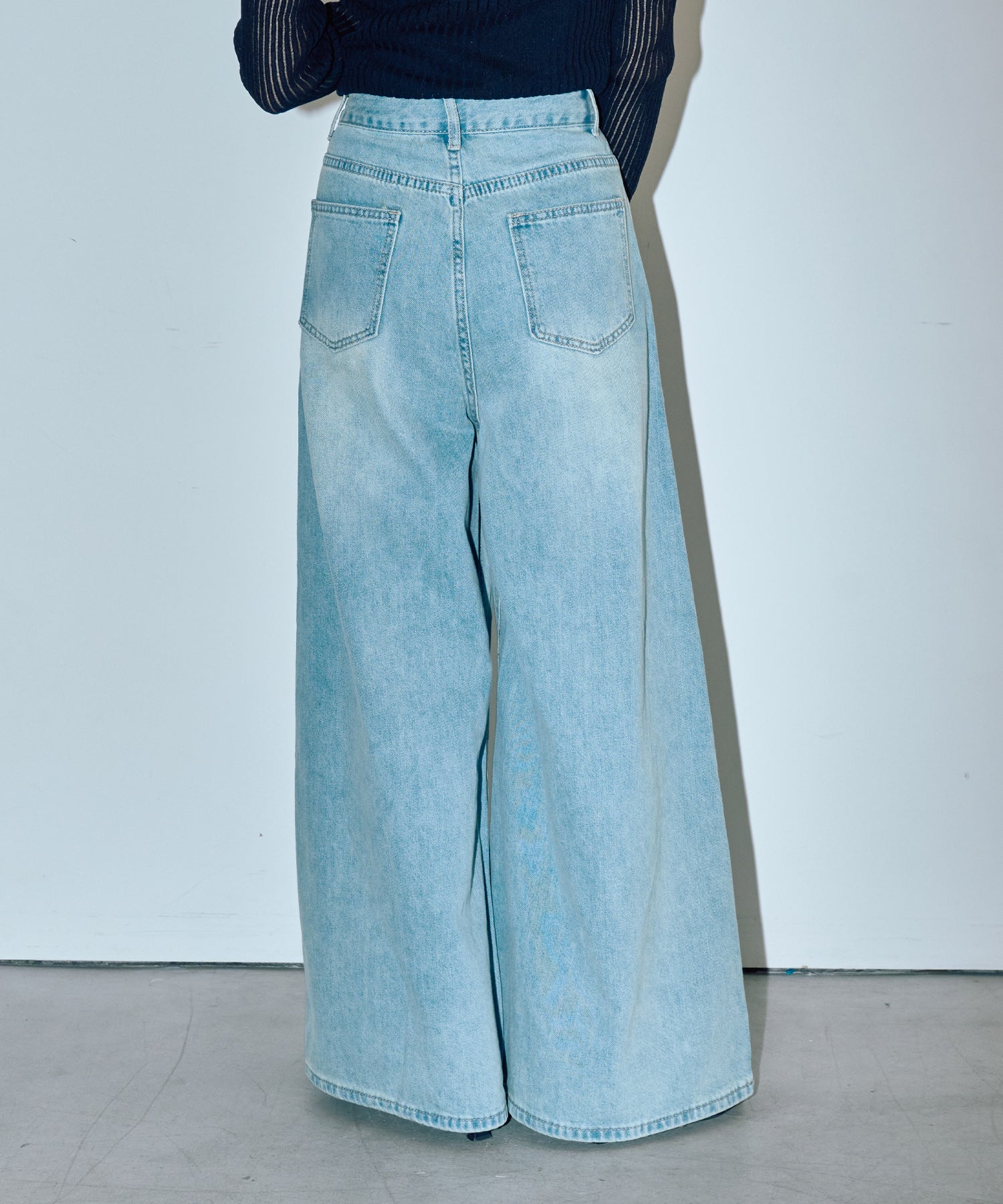 ワイドベルデニム