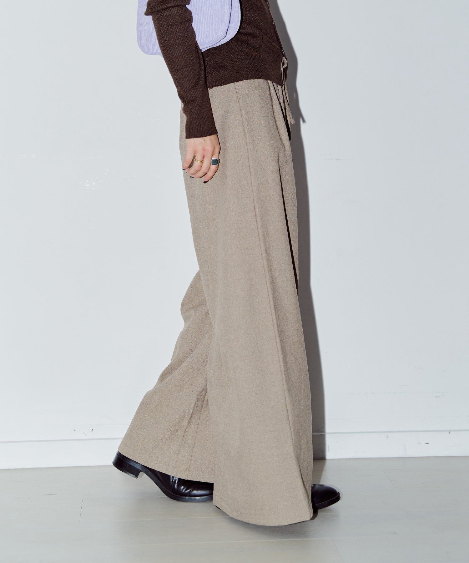 ウォームカラーワイドパンツ