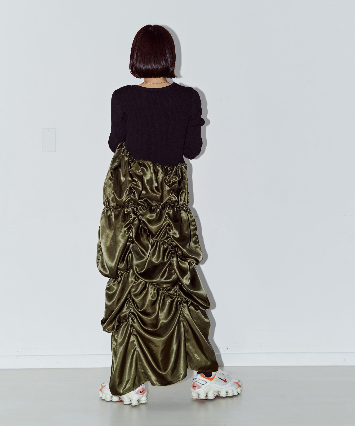 ダリアドッキングギャザーワンピース