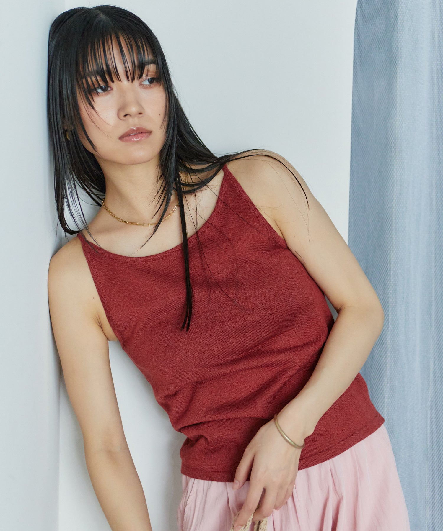 ホールドラウンドネックキャミ