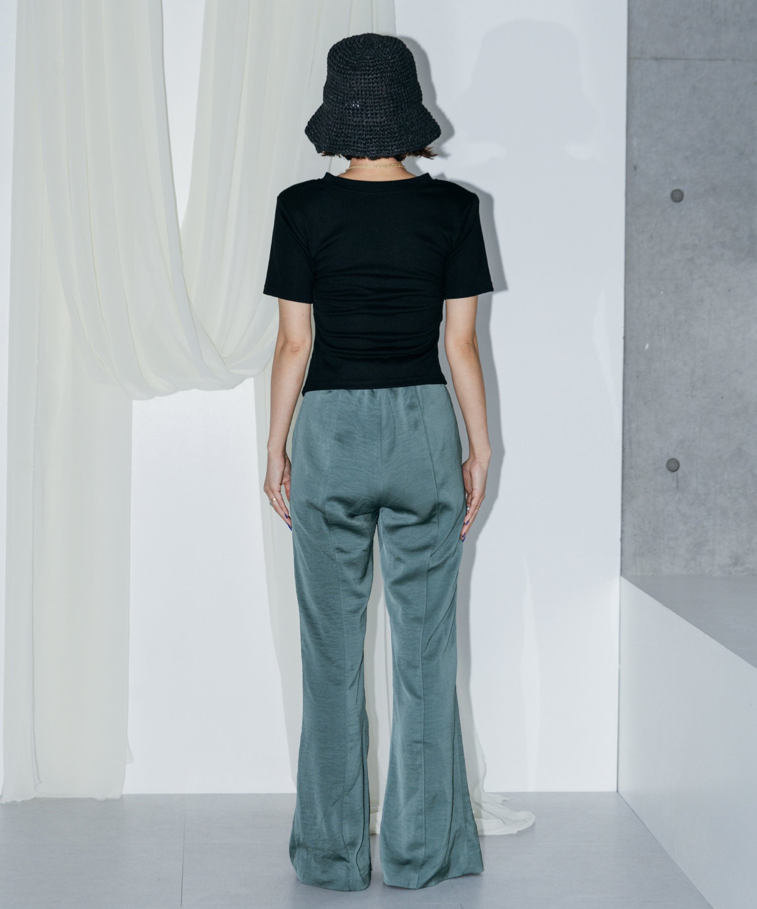 アシンメトリーギャザーTシャツ