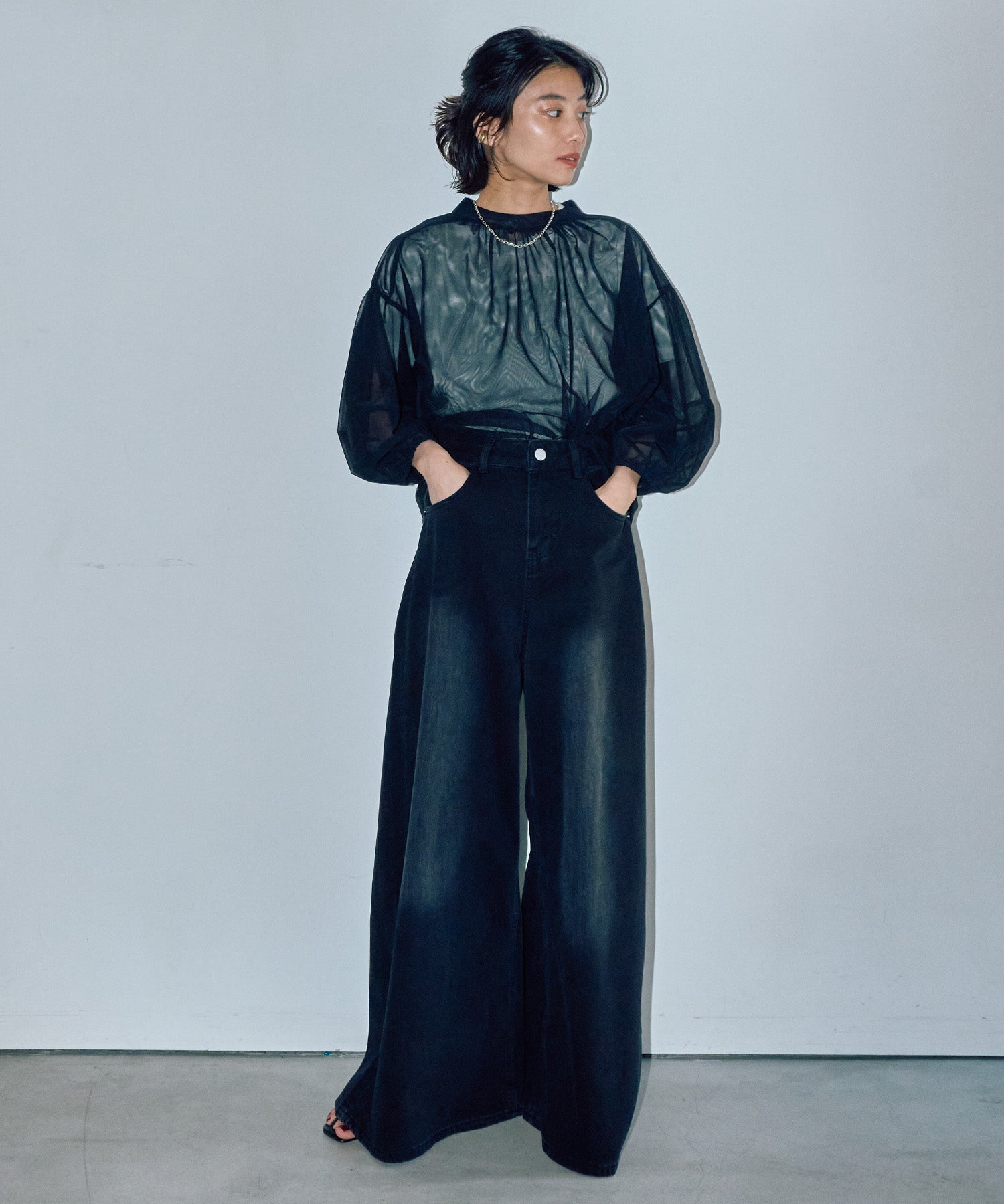 ワイドベルデニム