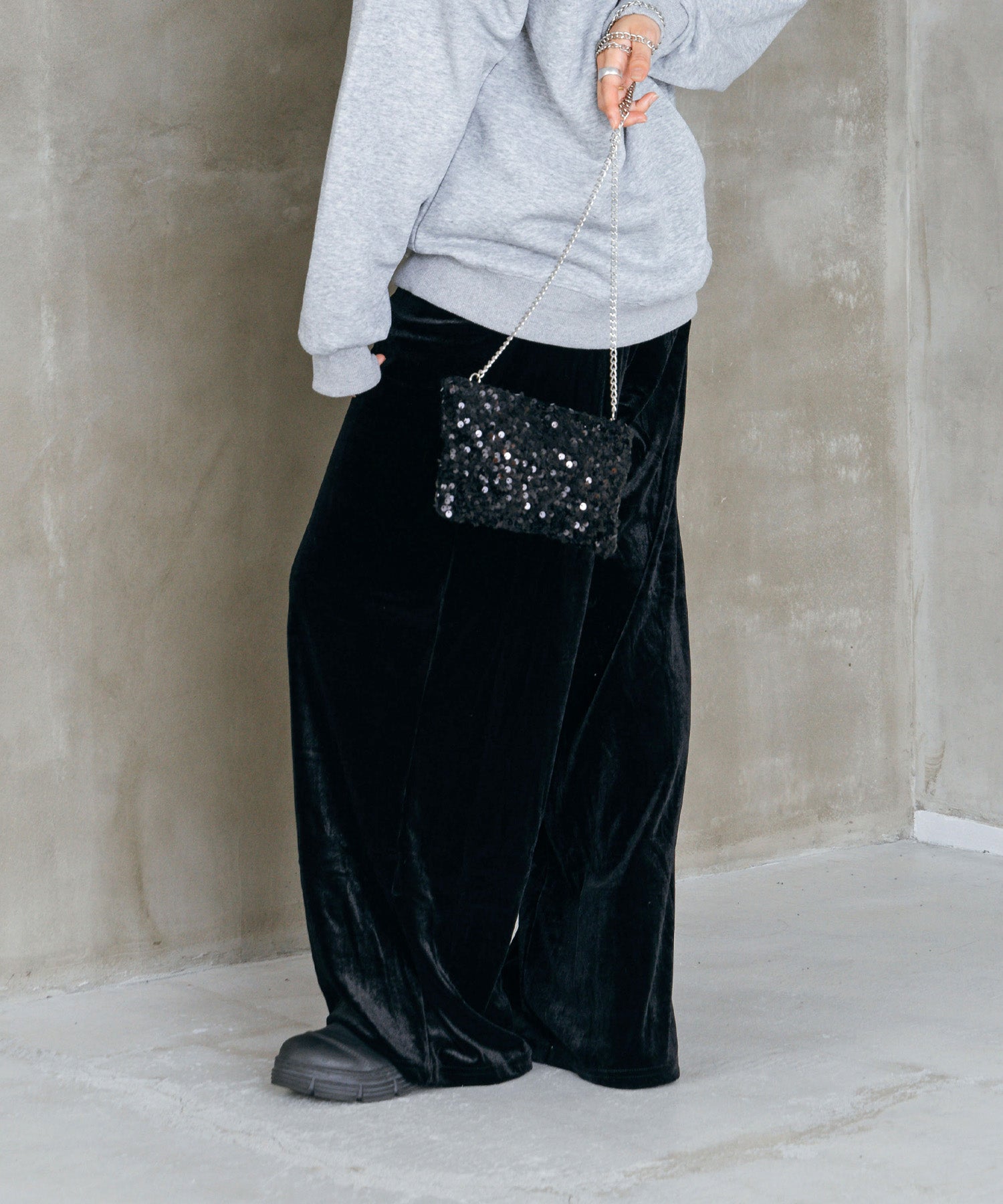 ベロアストレートパンツ