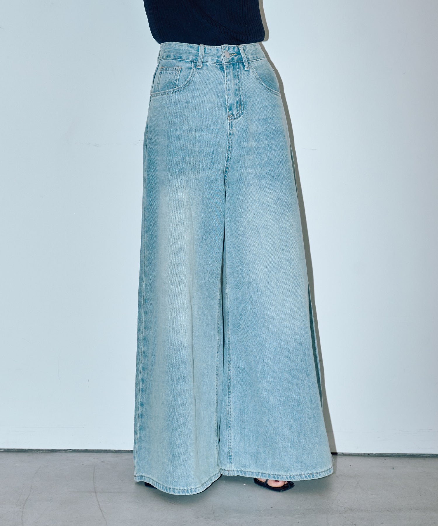 ワイドベルデニム