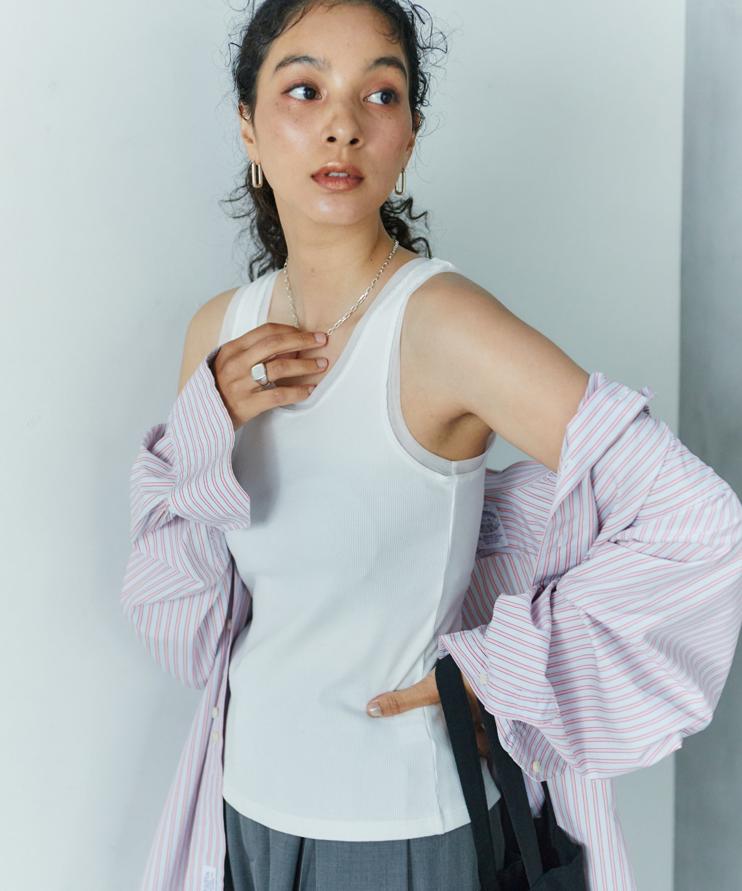 アシンメトリースリットチュールタンク