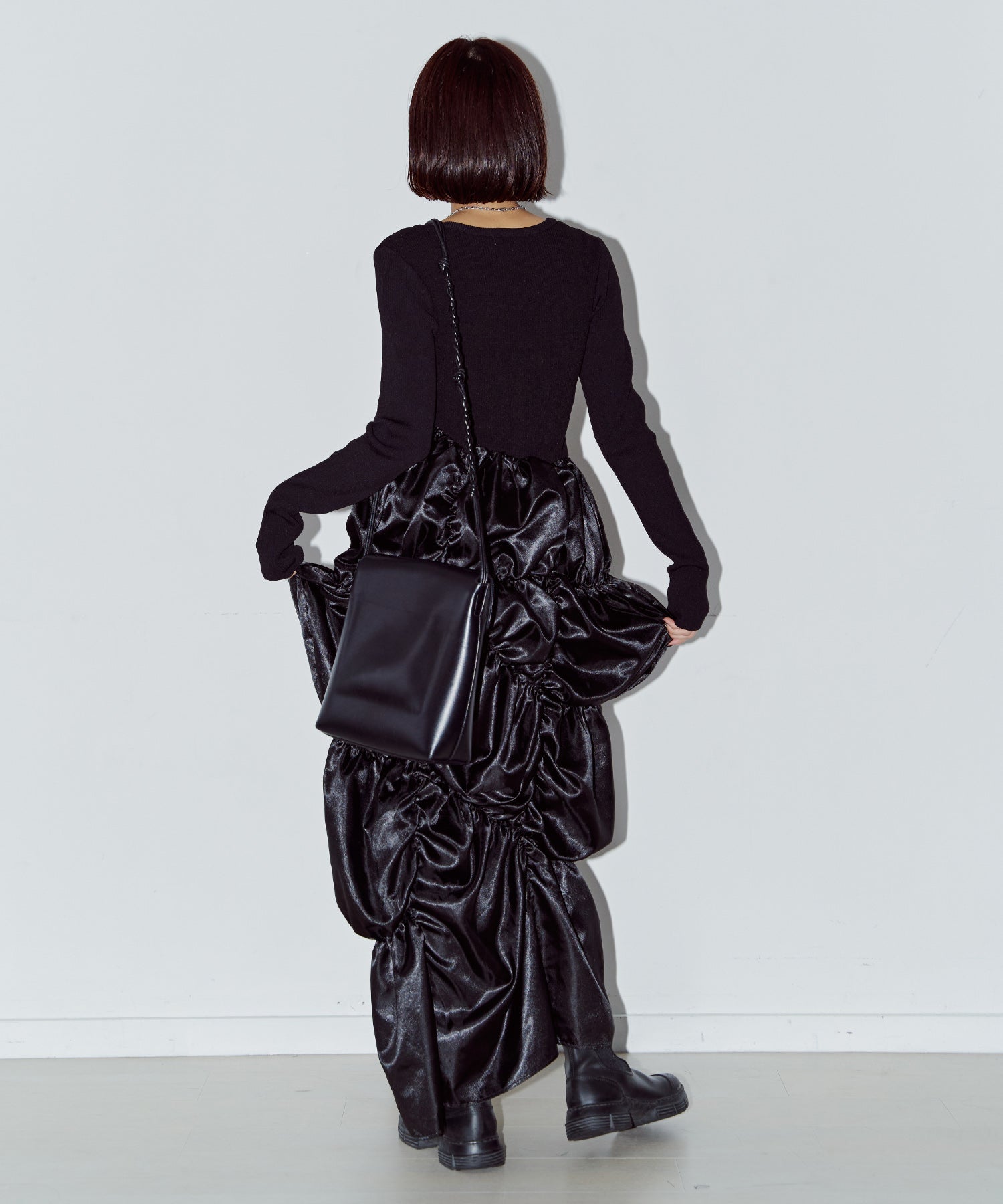 ダリアドッキングギャザーワンピース