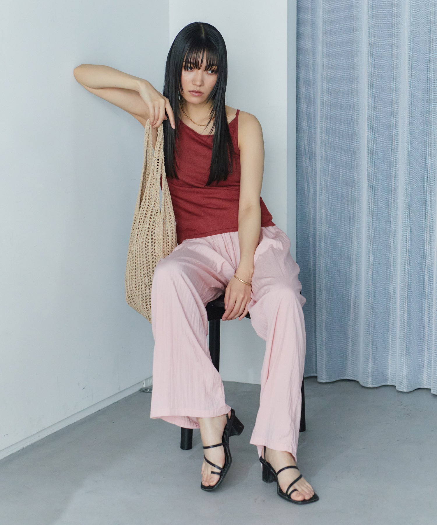 ホールドラウンドネックキャミ