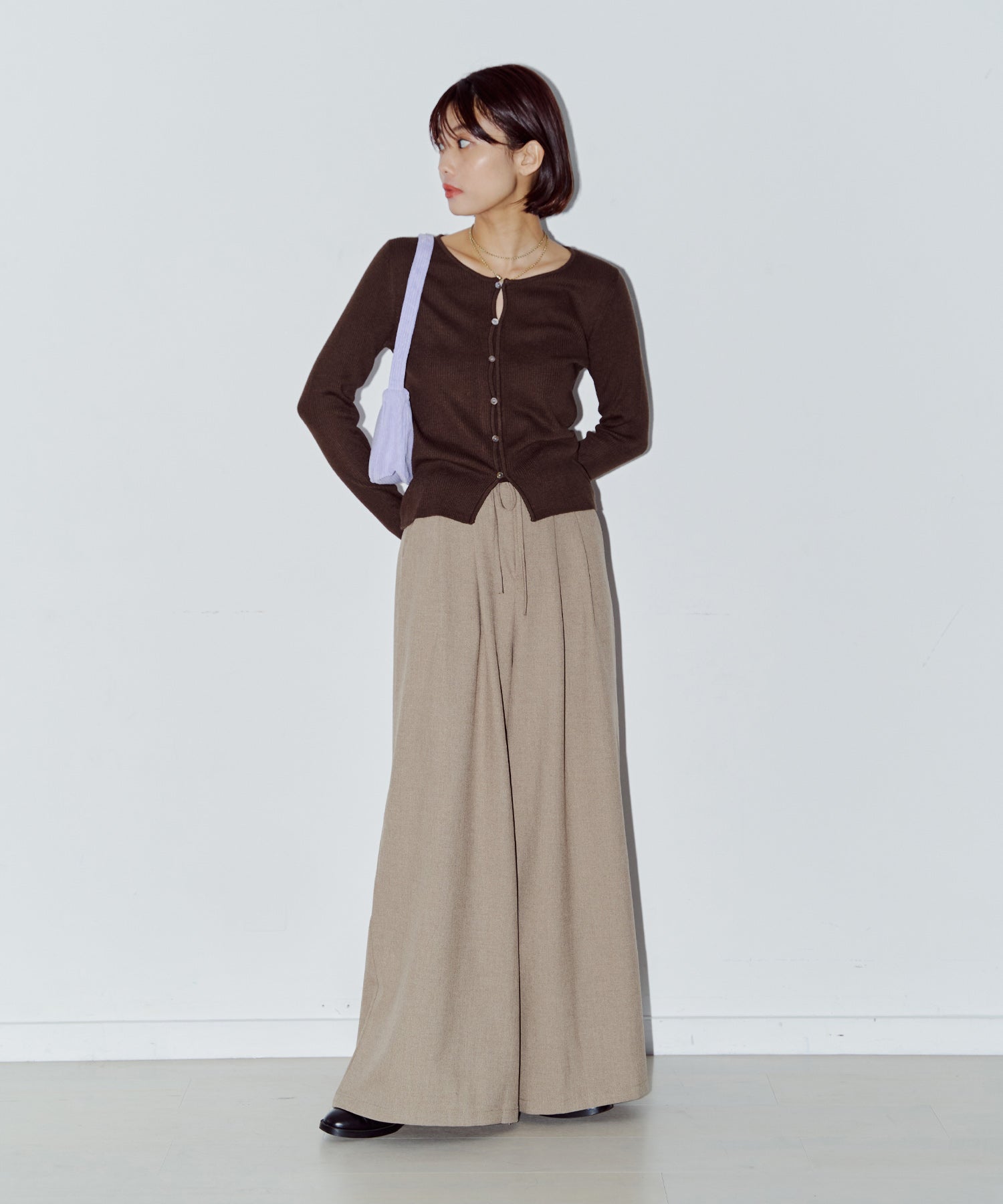 ウォームカラーワイドパンツ