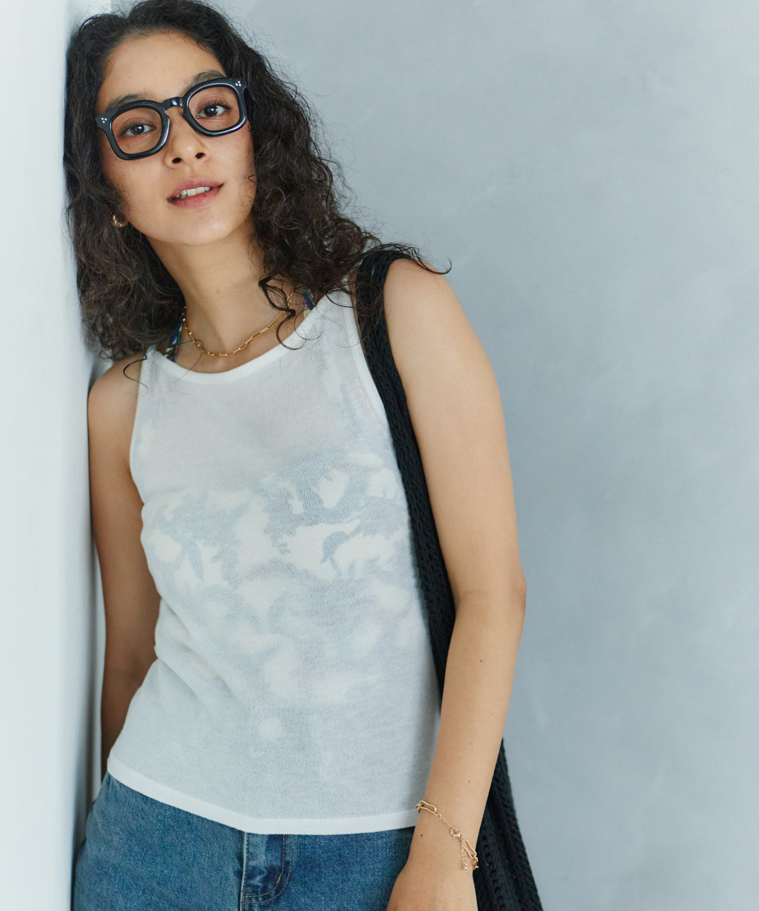 ホールドラウンドネックキャミ