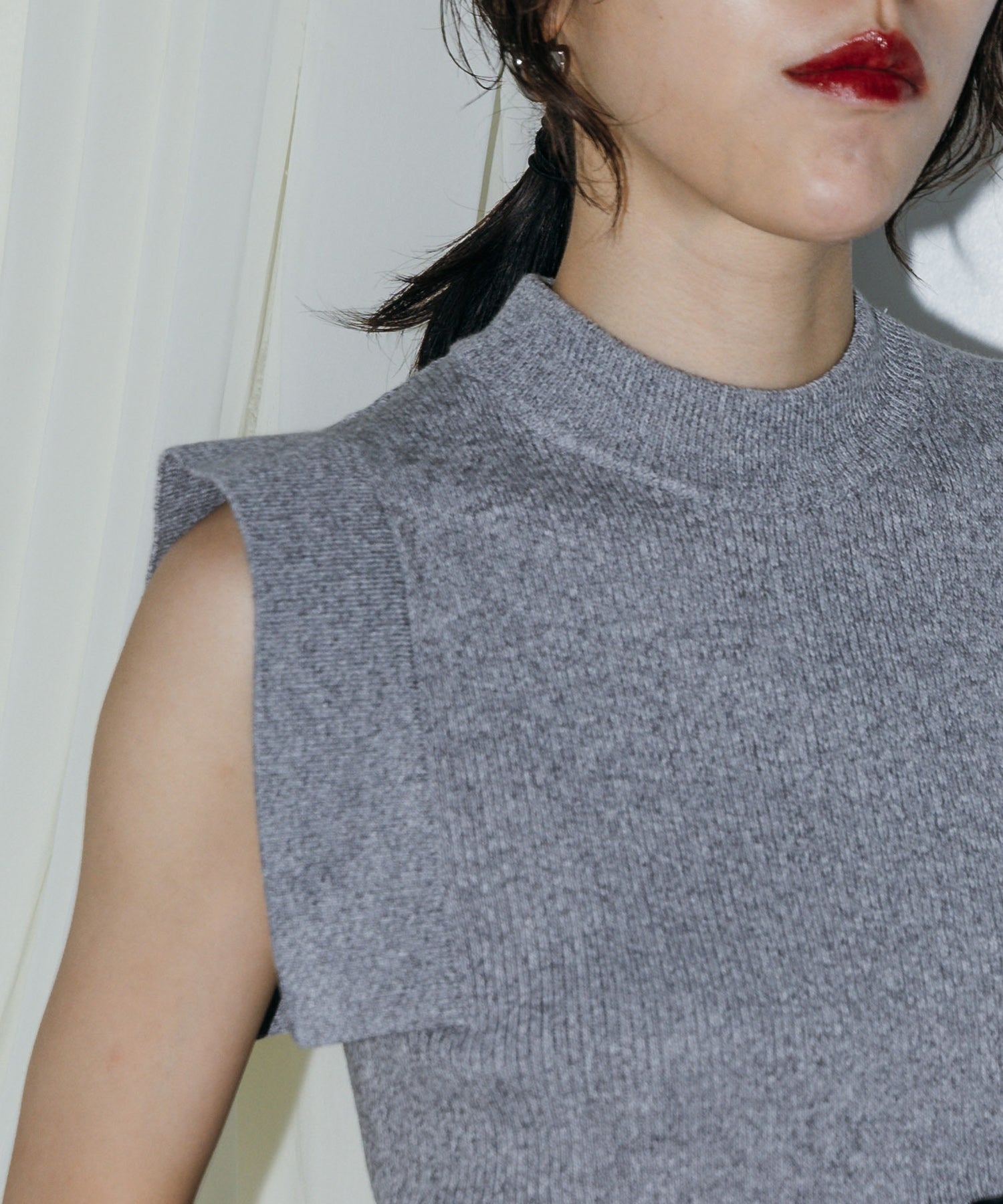 スクエアスリーブトップス