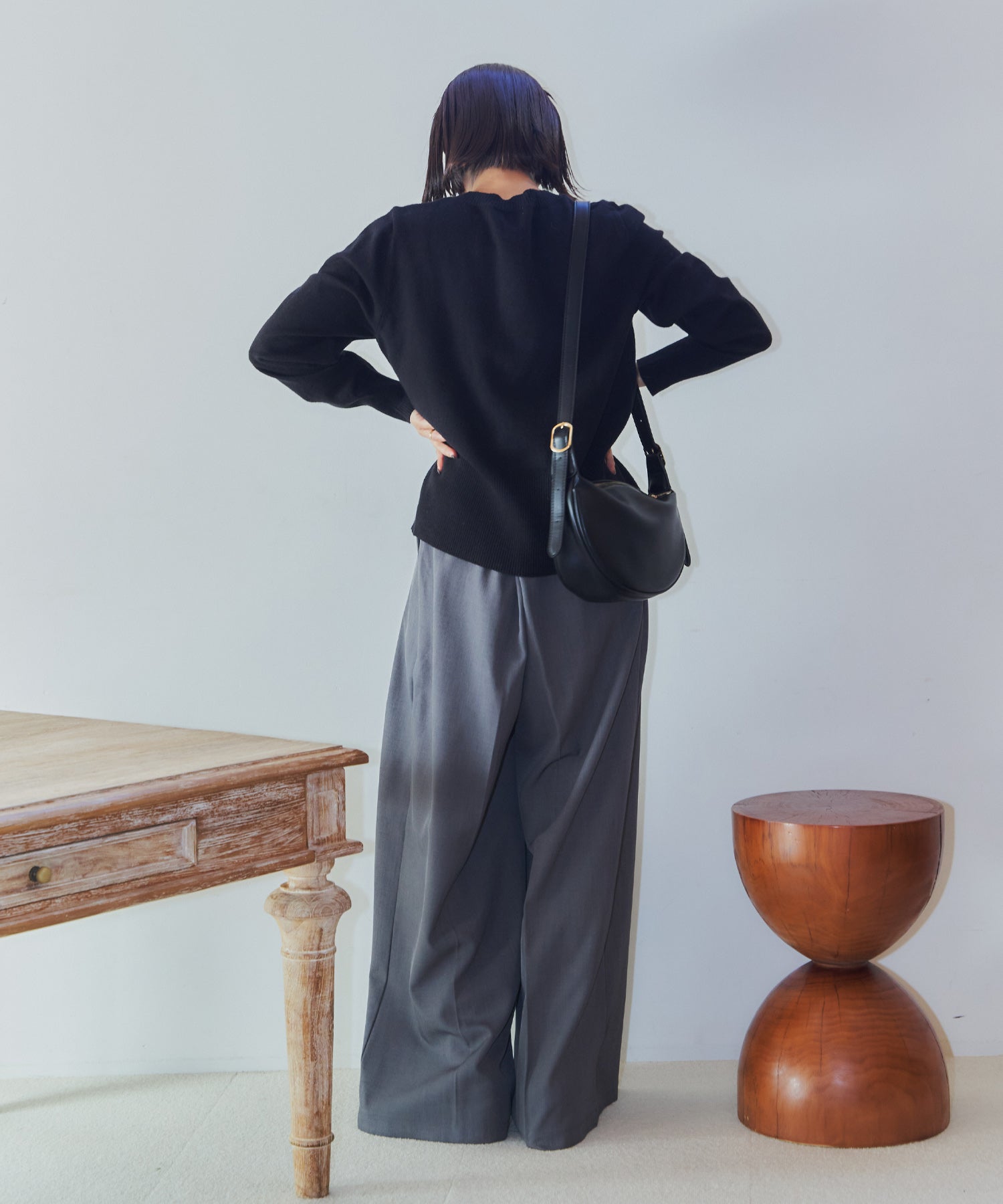 メニーボタンスリットカーデ