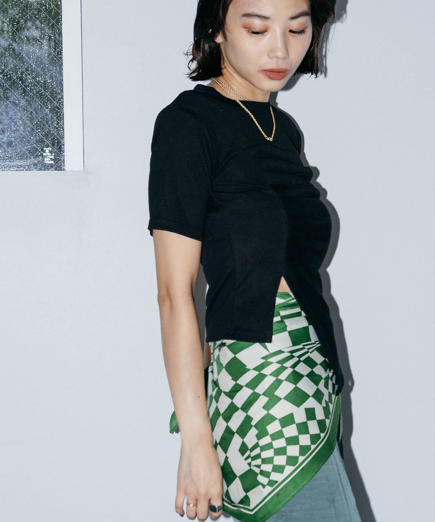 アシンメトリーギャザーTシャツ