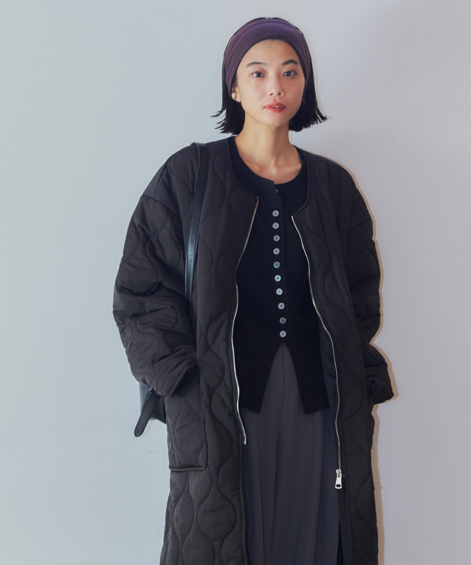 メニーボタンスリットカーデ