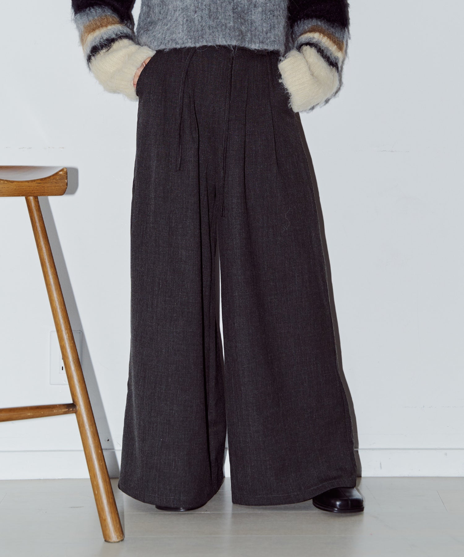 ウォームカラーワイドパンツ