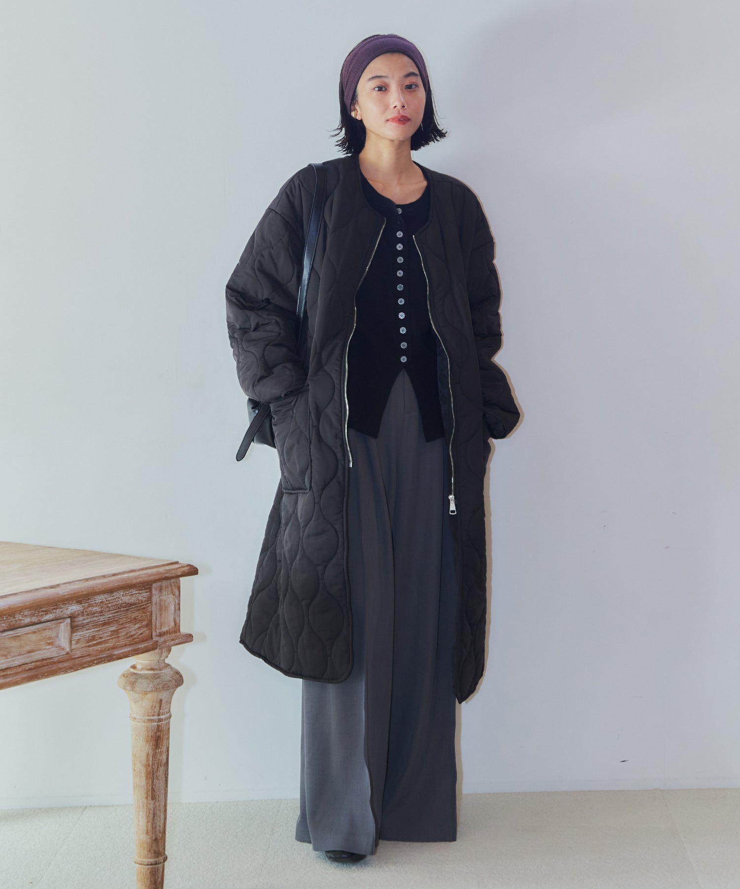 メニーボタンスリットカーデ