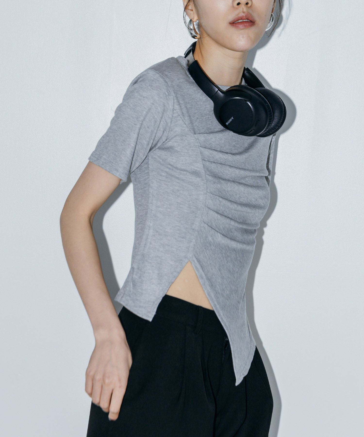 アシンメトリーギャザーTシャツ