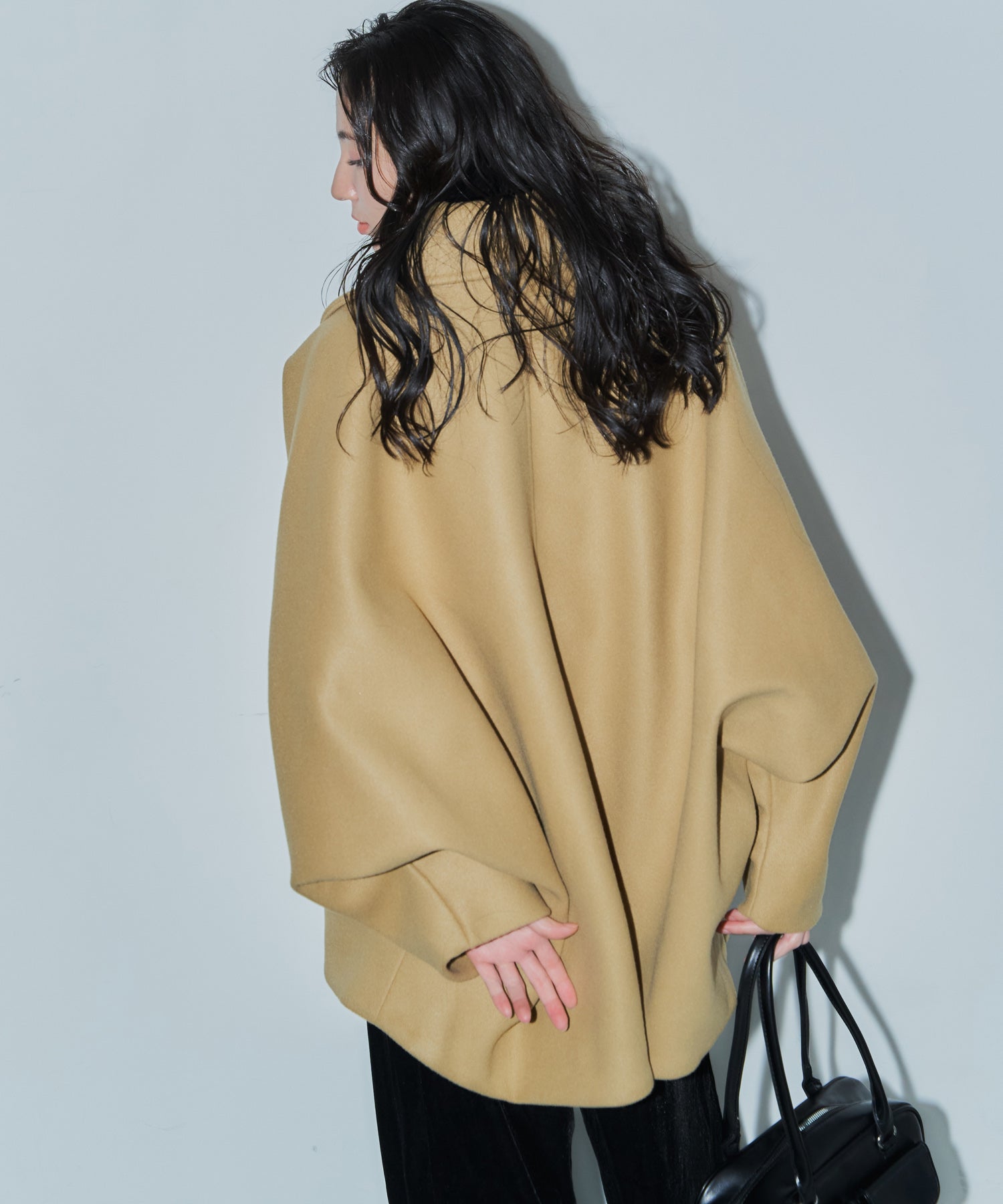 ボリュームスリーブミドルコート