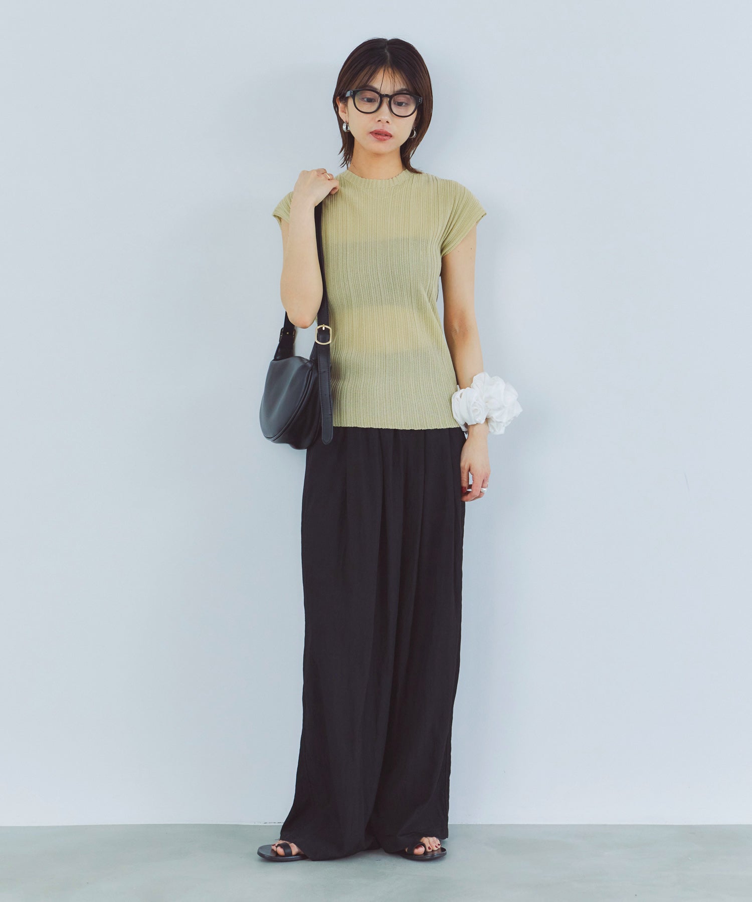 フロントタックワイドパンツ