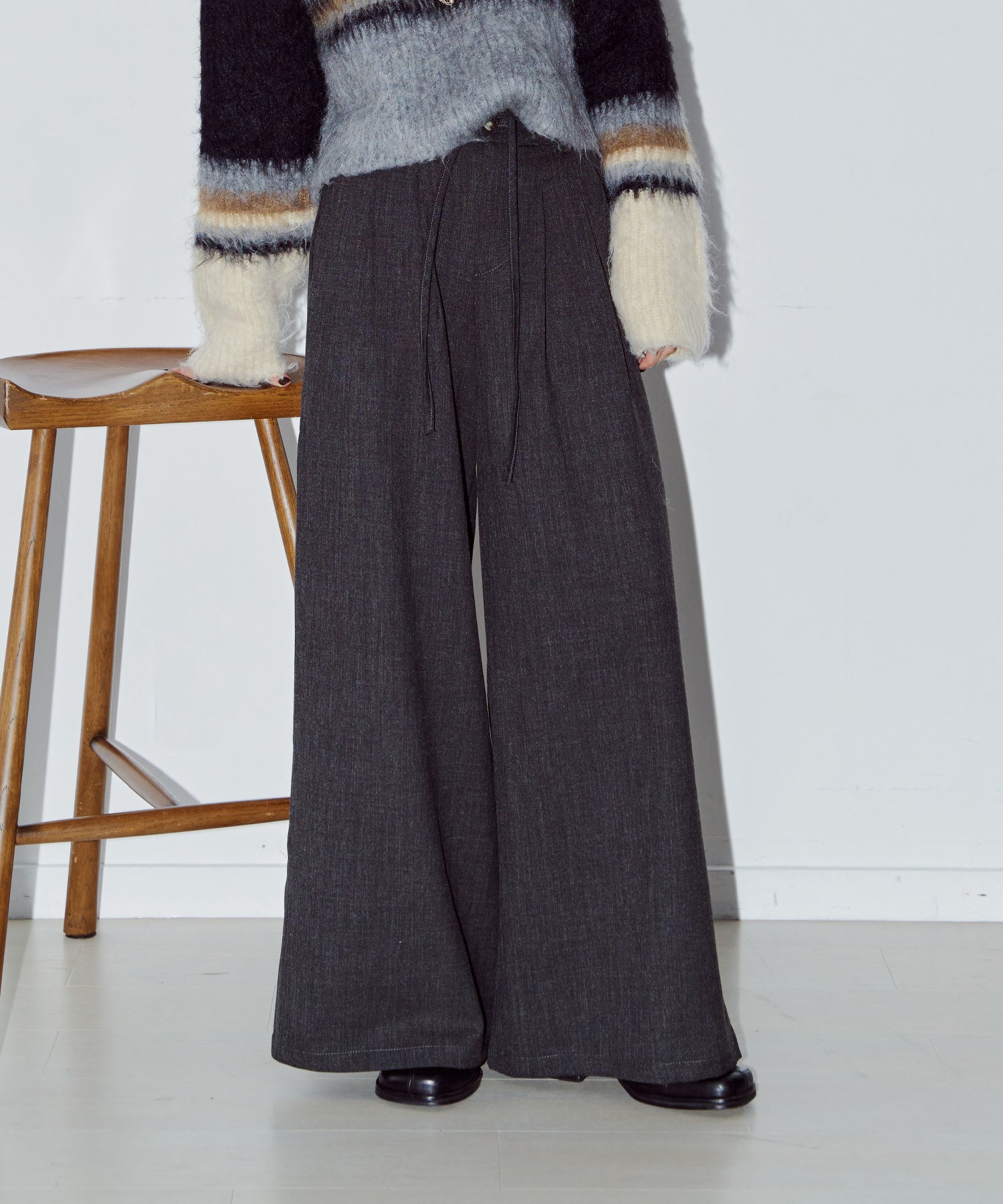 ウォームカラーワイドパンツ