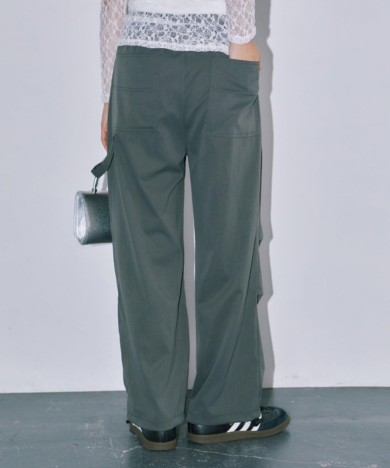 カーゴストレートパンツ