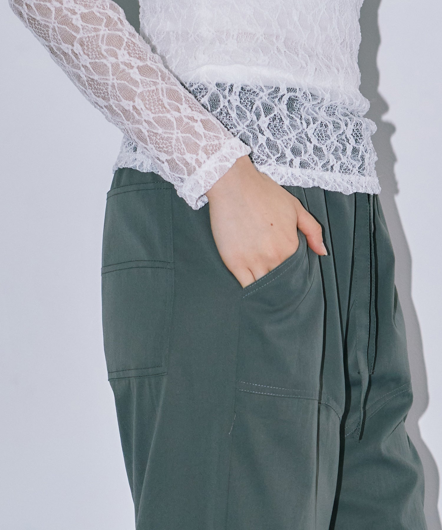 カーゴストレートパンツ