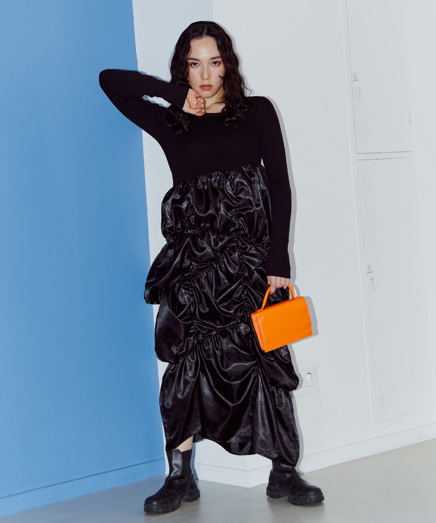 ダリアドッキングギャザーワンピース