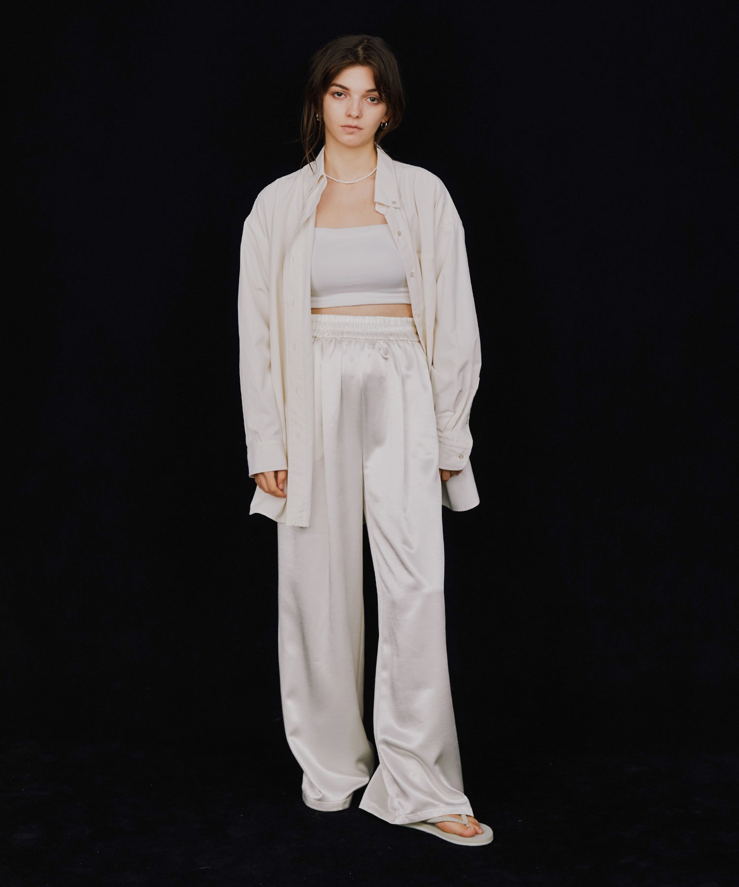 ラスターサテンストレートパンツ