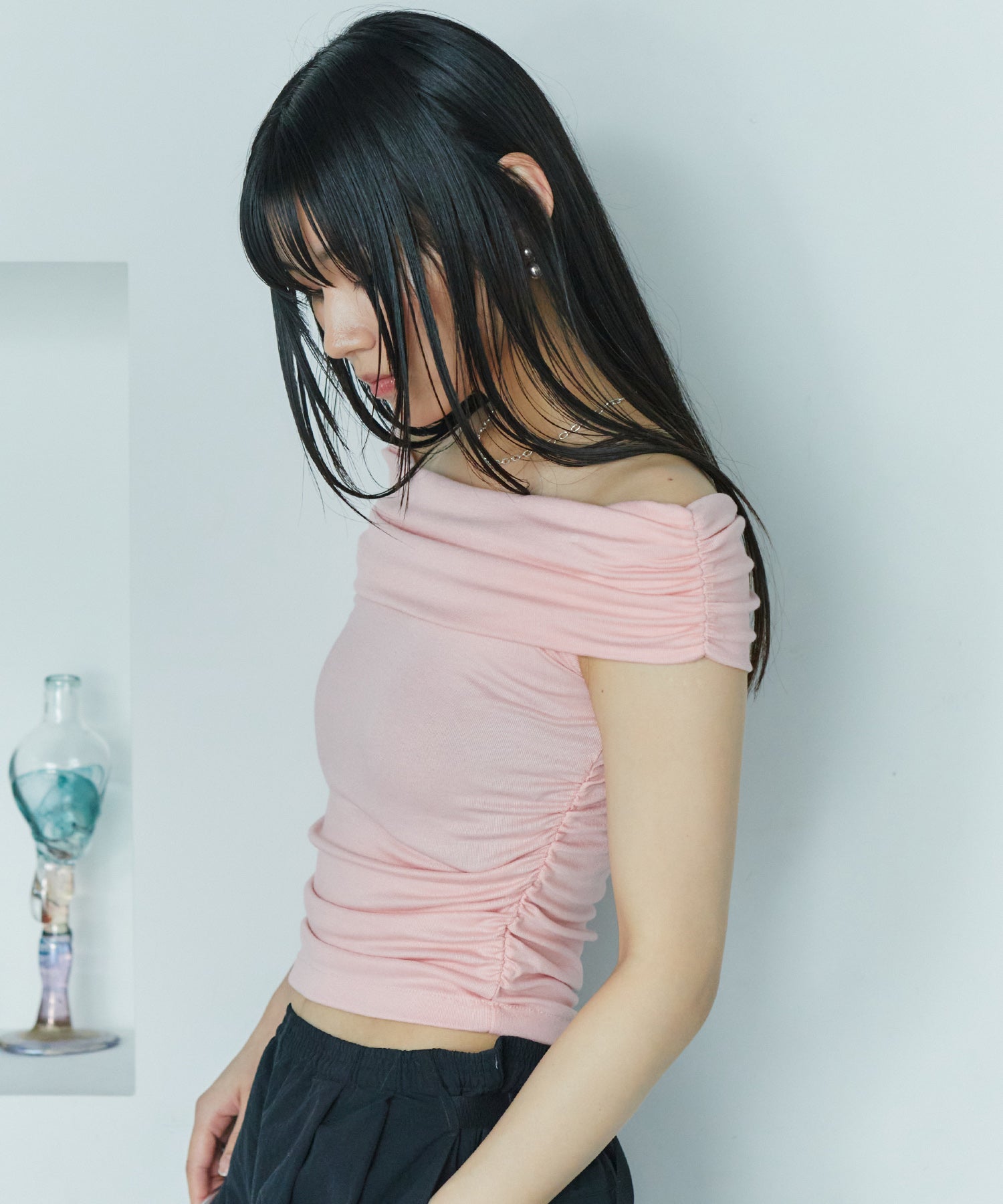 オフショルカットトップス