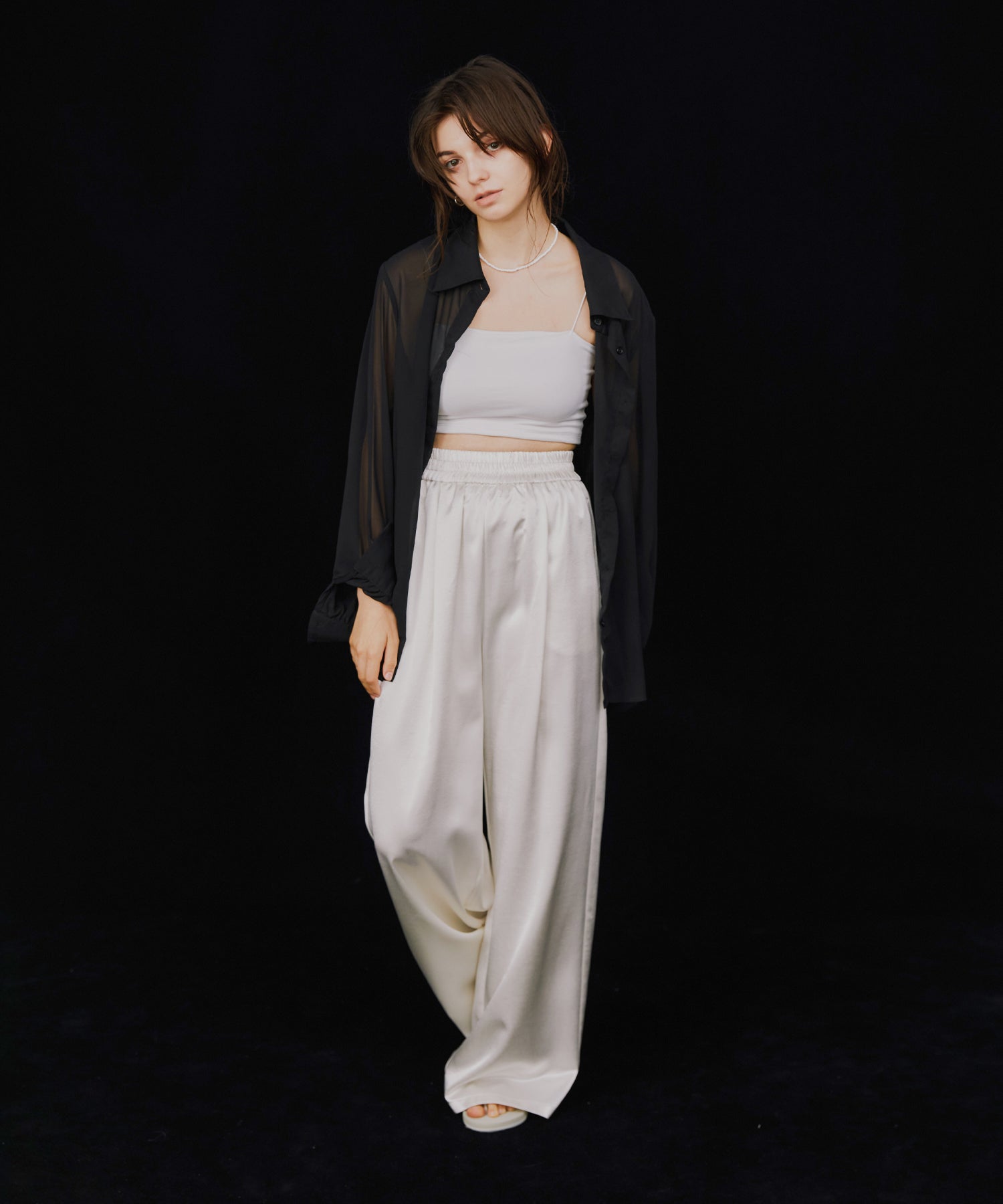 ラスターサテンストレートパンツ